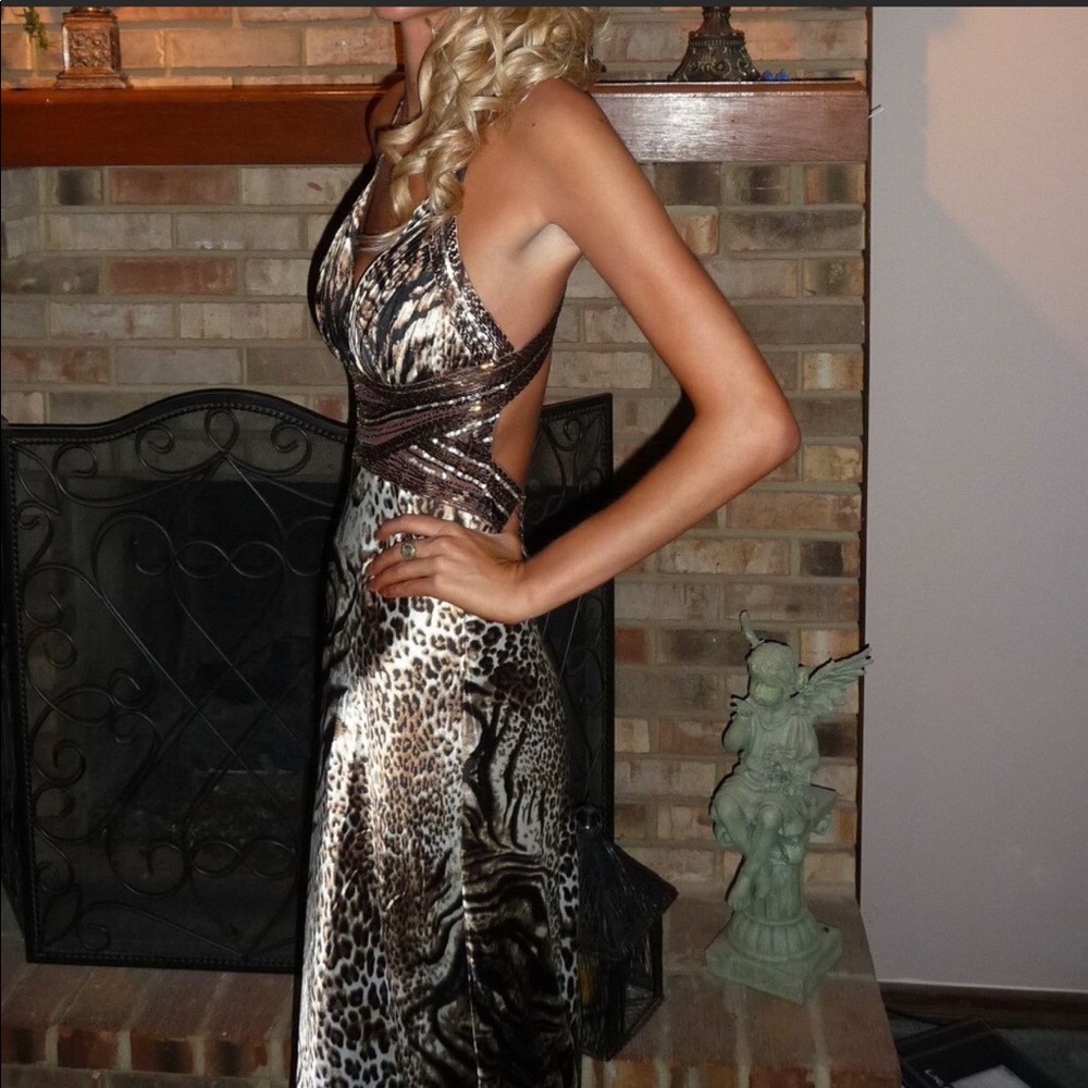 Prom Dress - Picture 2 of 6